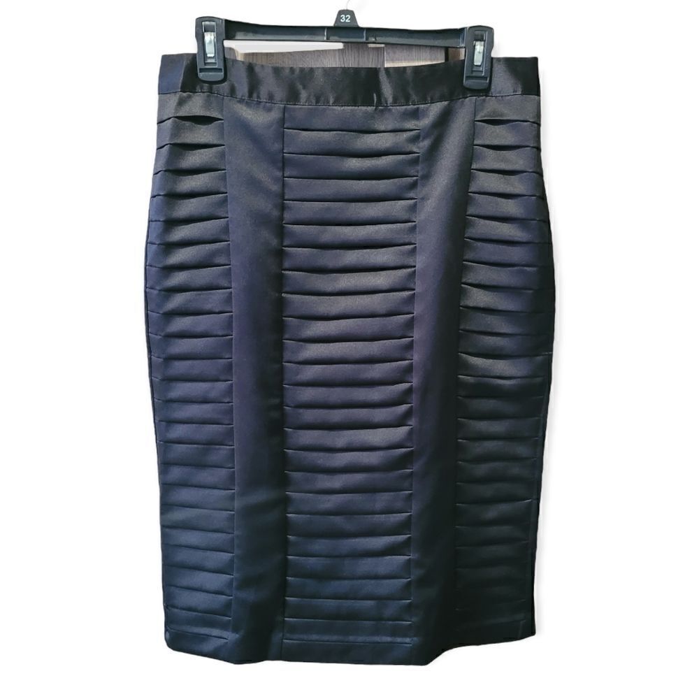 Worthington Black pleated pencil skirt